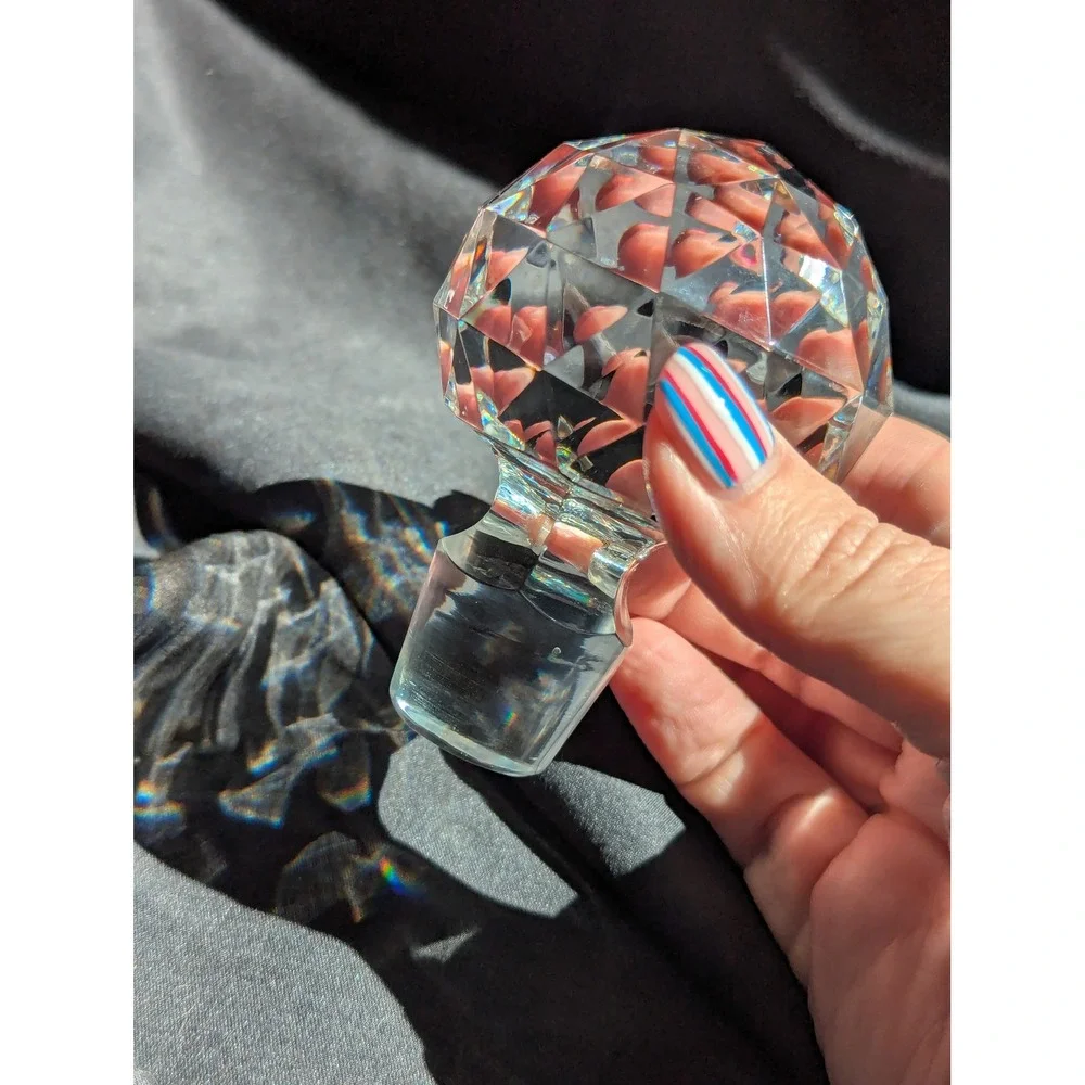 Unbranded elegant faceted